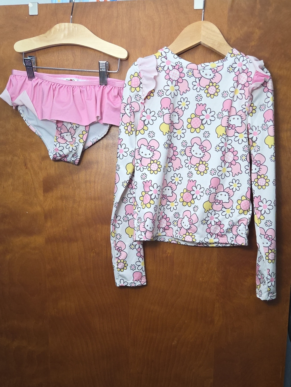 Hello Kitty - Girls' Pink Floral Long-Sleeve Rash Guard Swim Set